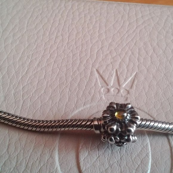 Pandora birthday bloom - citrine charm - Picture 3 of 7